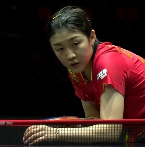 运动会中 运动会中