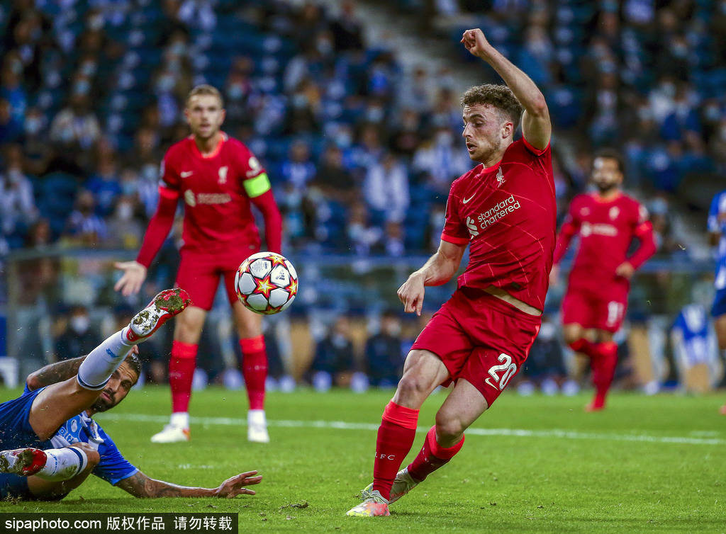 [中超]成都蓉城主场小胜武汉三.