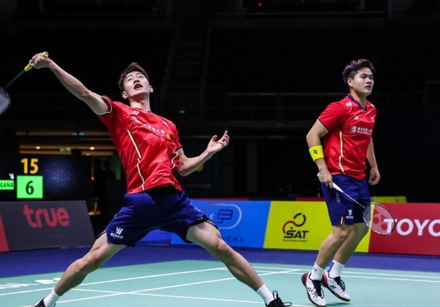 无论进攻还 无论进攻还