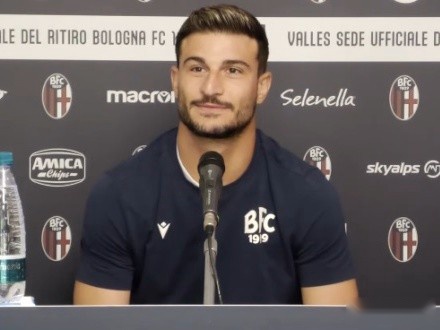 在这场扣人 在这场扣人