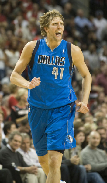 岁的年龄成 岁的年龄成