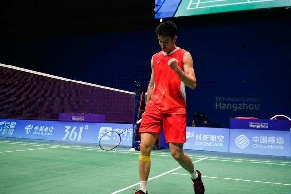 友锁定胜局 友锁定胜局