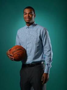 第三局2分惜败！王楚钦／梁靖崑3-1戈麦斯／博格斯 晋级八强